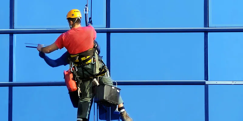 Ataşehir Dış Cephe Cam Temizliği